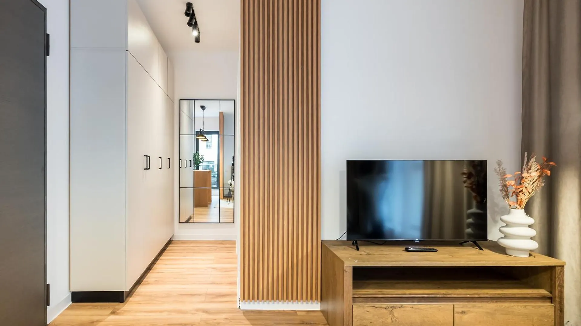 Apartment Plaza Residence Studio 294 Bucharest