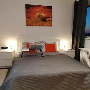Apartamento Piata Victoriei, Bucarest